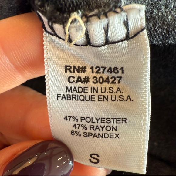 Wildfox Jack-O-Lantern V-Neck Sweatshirt Halloween Pullover Gray Yellow Small - Picture 6 of 7